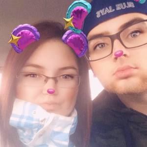 Meet your Posher, Karine